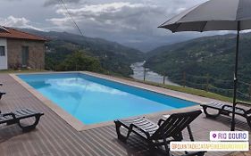 Quinta de Catapeixe Douro River